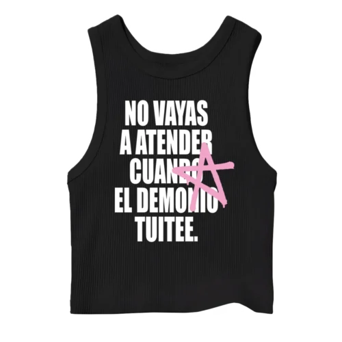 Musculosa crop top Lali 33 No vayas a atender cuando el demonio tuitee