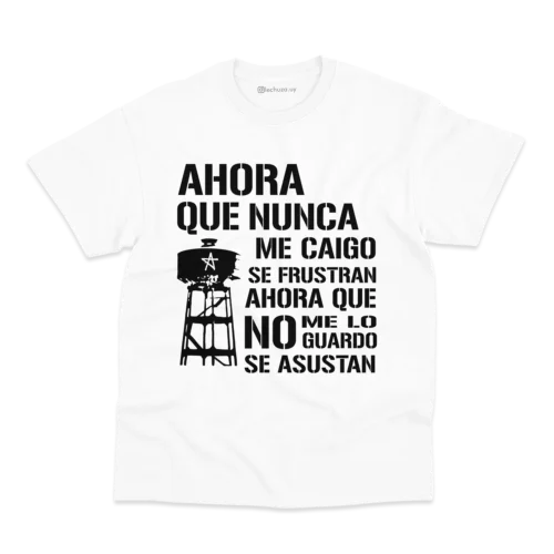 Remera Lali Plástico - Ahora que nunca me caigo - Imagen 2